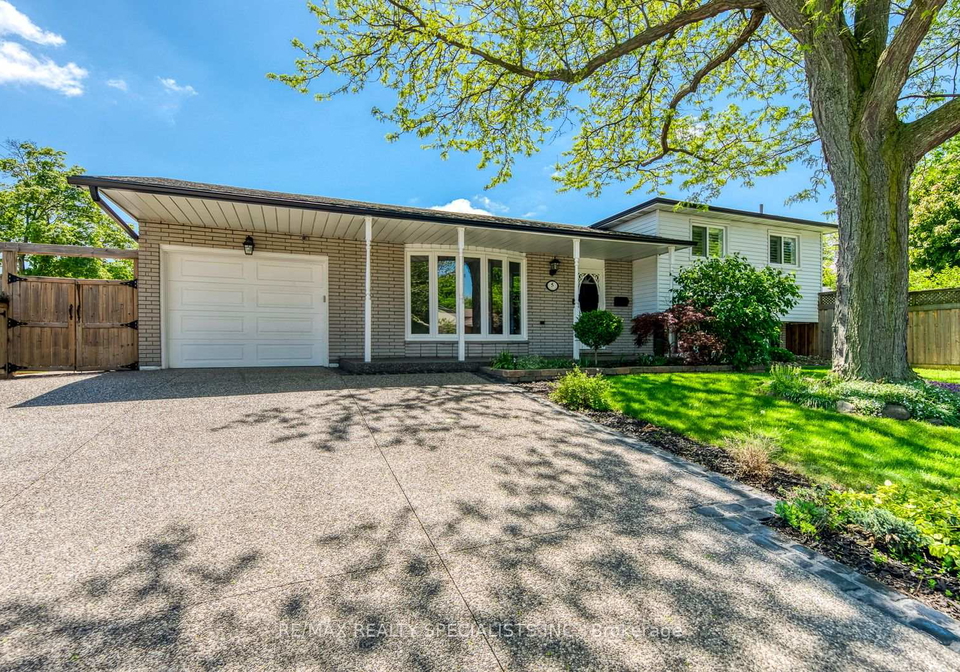 5-country-club-drive-hamilton-ontario-x13175104