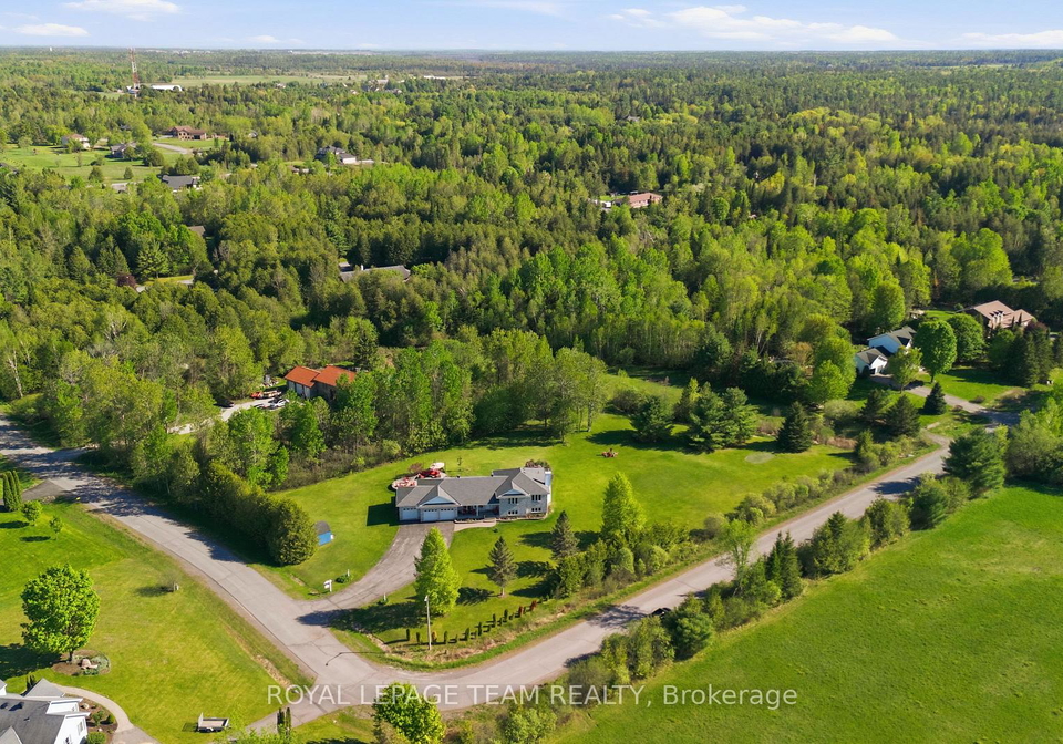 118-rushing-brook-drive-ottawa-ontario-x13175136