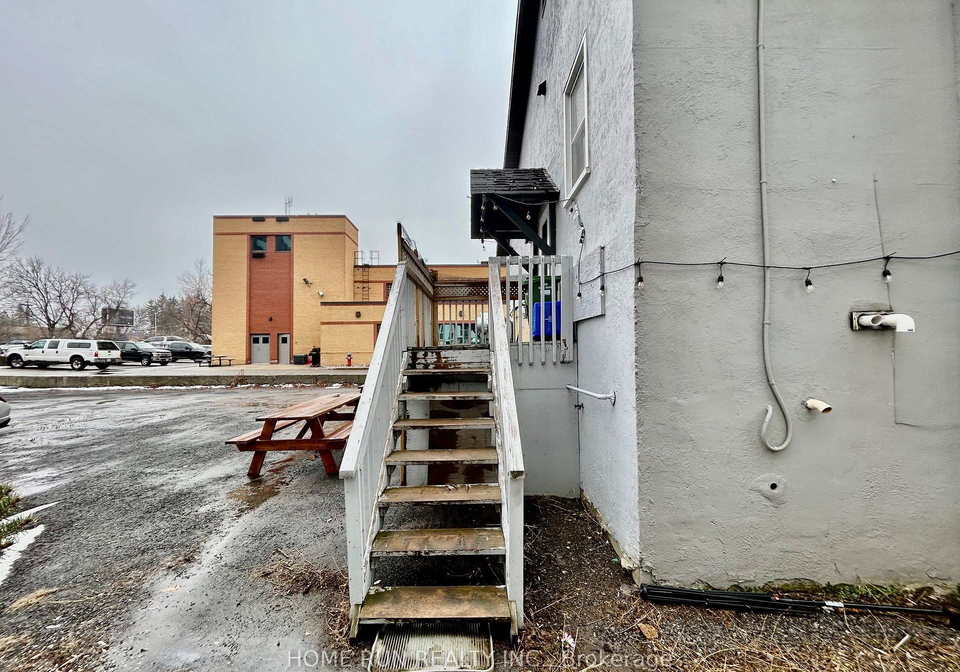 704-brookfield-road-s-ottawa-ontario-x13175272