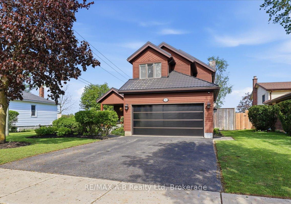 90-waddell-street-stratford-ontario-x13175274