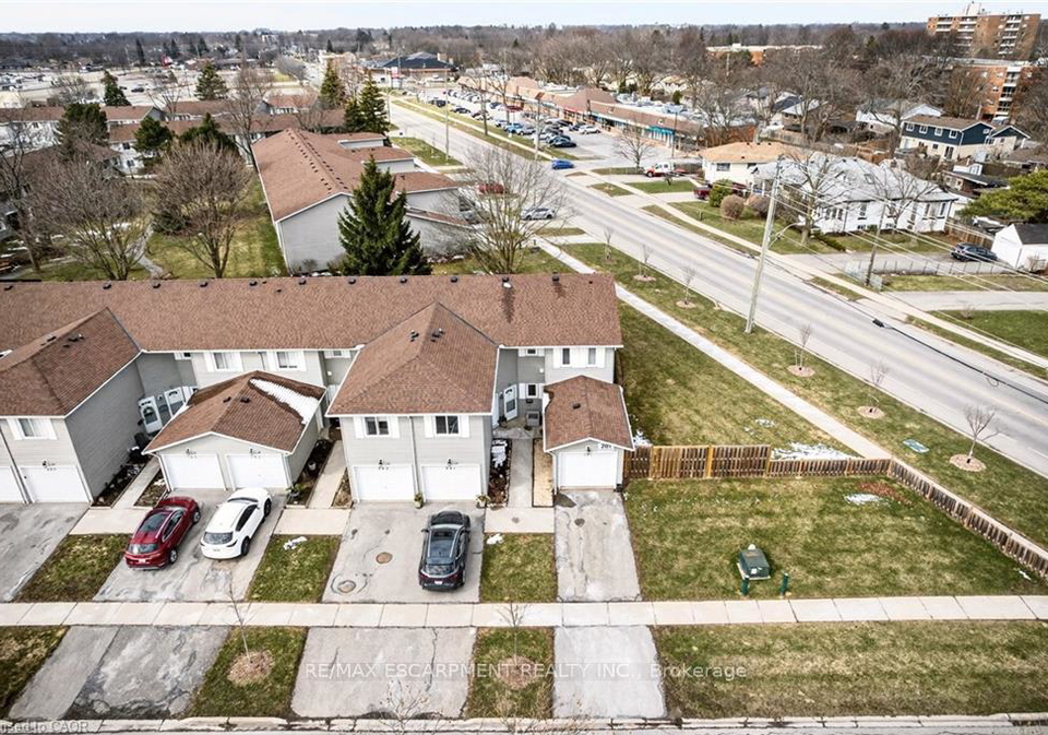 201-dorchester-boulevard-st-catharines-ontario-x13175586