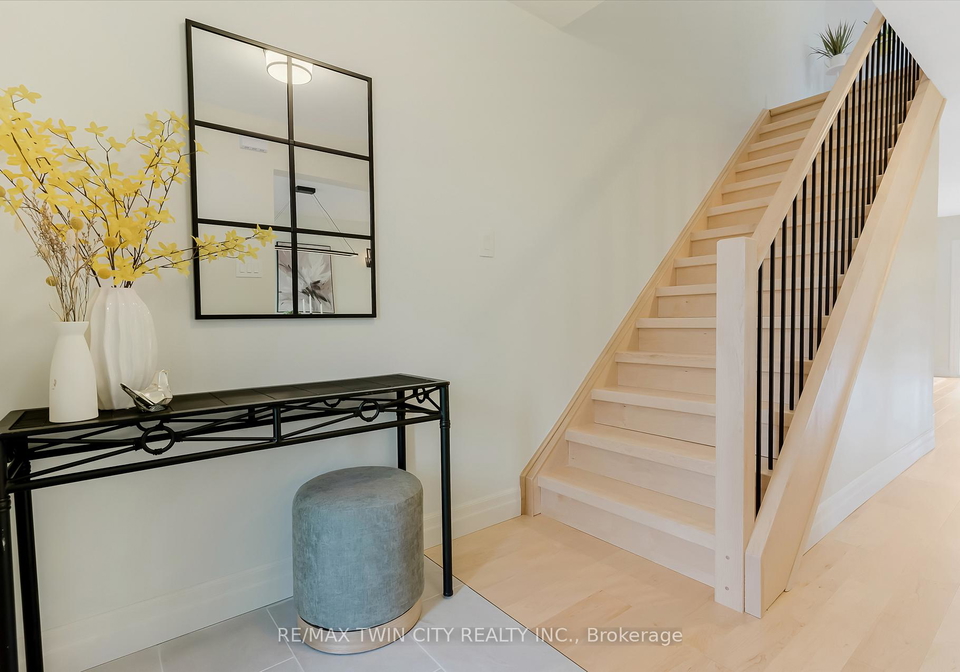 42-handorf-drive-cambridge-ontario-x13175758