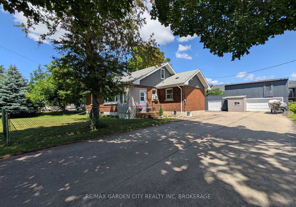 222-ridgeway-road-fort-erie-ontario-x13175782