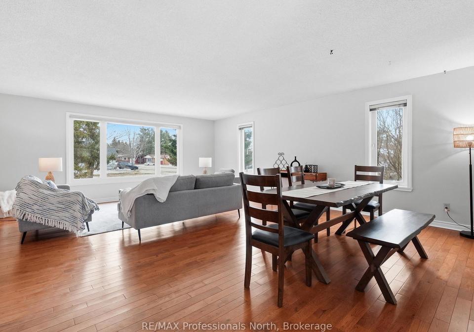 1-glendale-road-bracebridge-ontario-x13175842