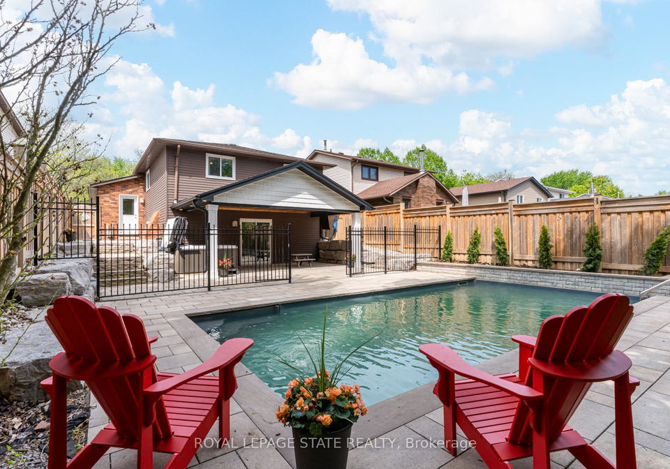 27-bloomsbury-court-hamilton-ontario-x13175934