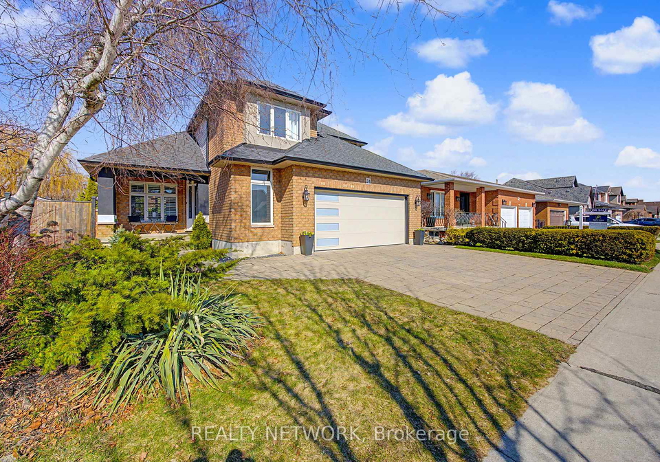 34-highbury-drive-hamilton-ontario-x13176292