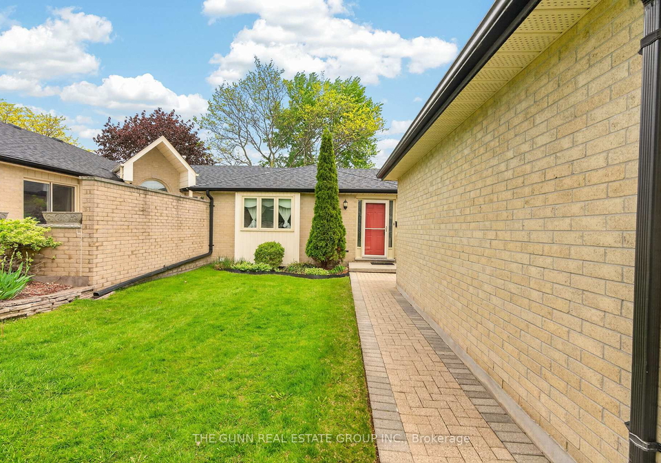 211-pine-valley-drive-london-south-ontario-x13176398