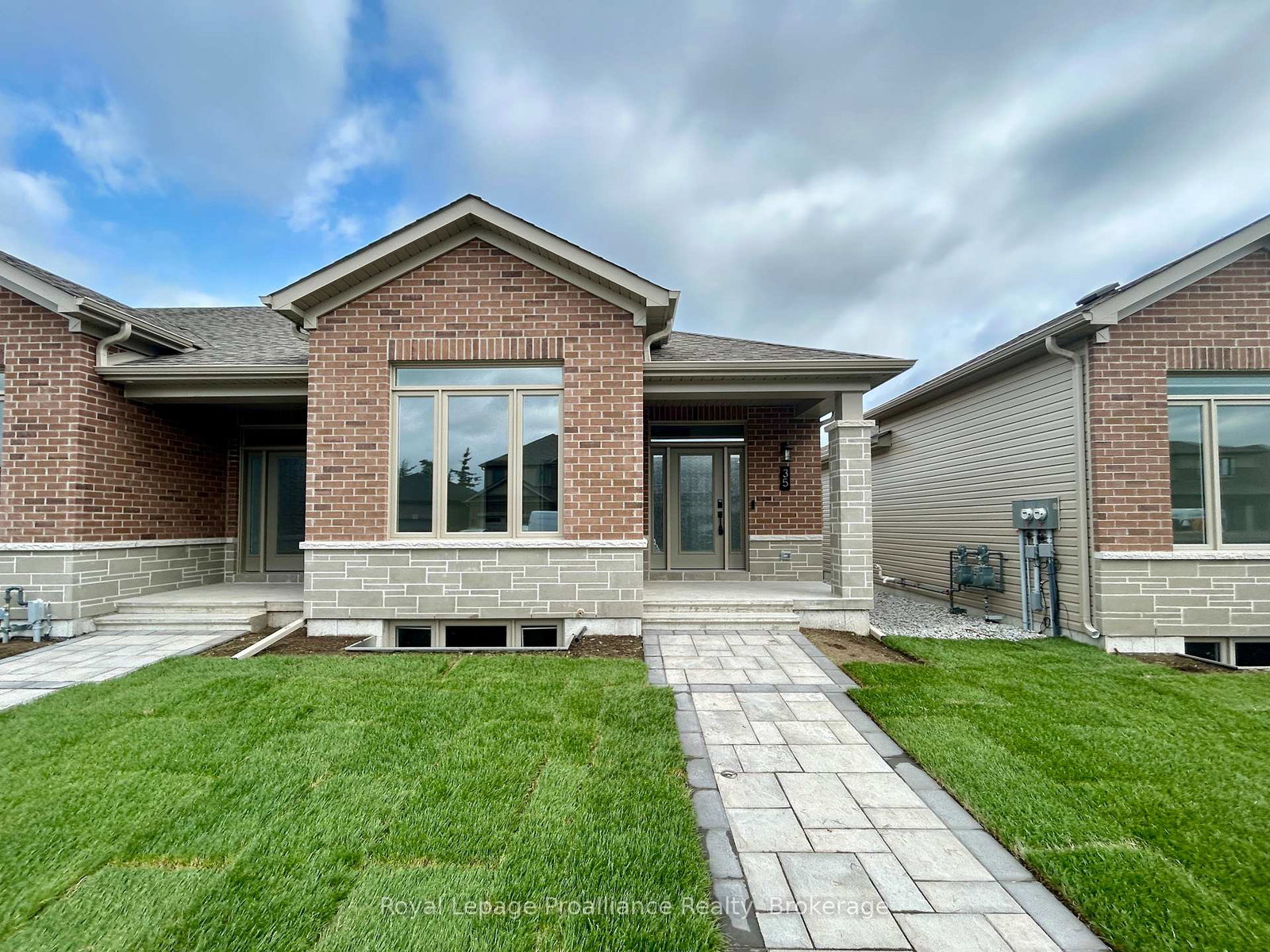 35-athabaska-drive-belleville-ontario-x13176446