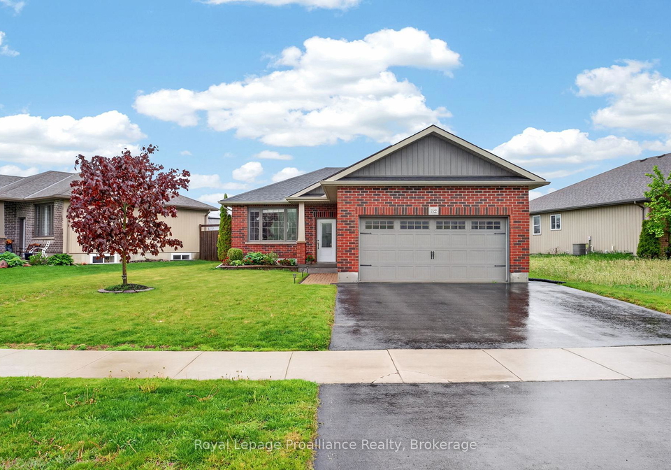 32-aspen-drive-quinte-west-ontario-x13176536