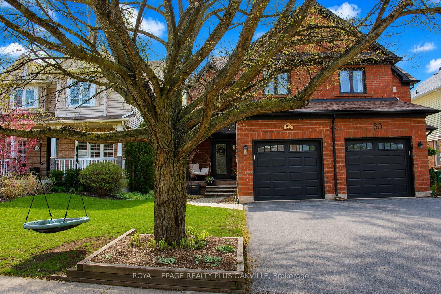 82-fellowes-crescent-hamilton-ontario-x13176624