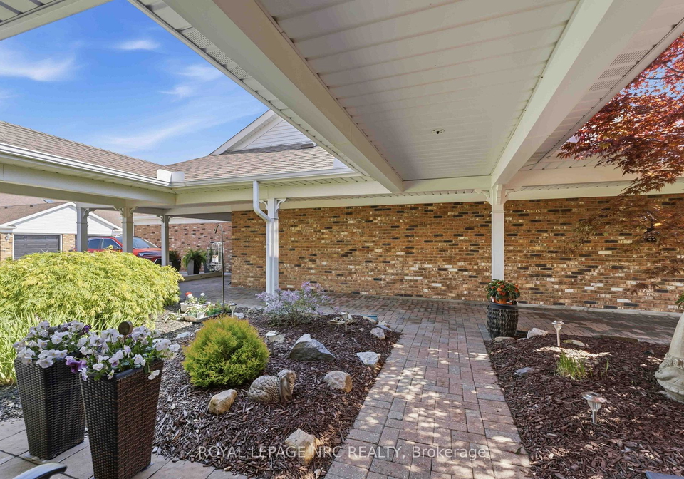 4120-apple-blossom-lane-lincoln-ontario-x13176654