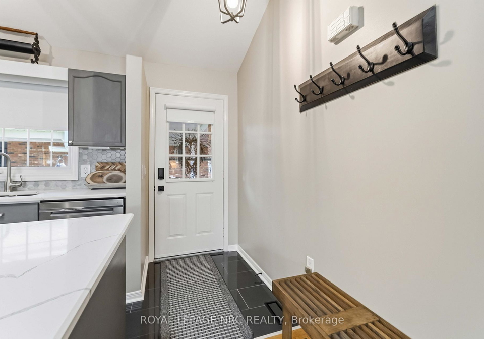 4120-apple-blossom-lane-lincoln-ontario-x13176654
