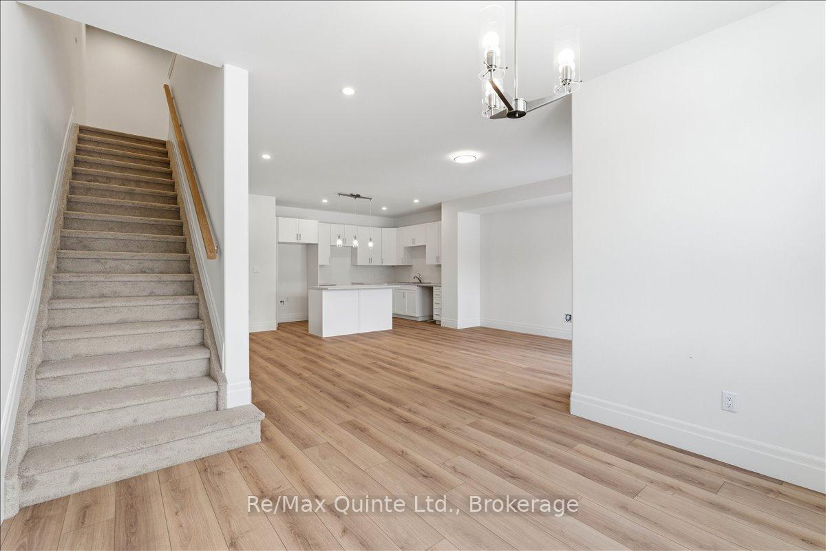 101-buchanan-avenue-prince-edward-county-ontario-x13176678