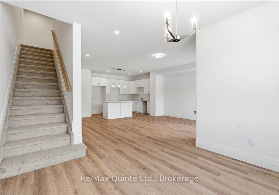 101-buchanan-avenue-prince-edward-county-ontario-x13176678