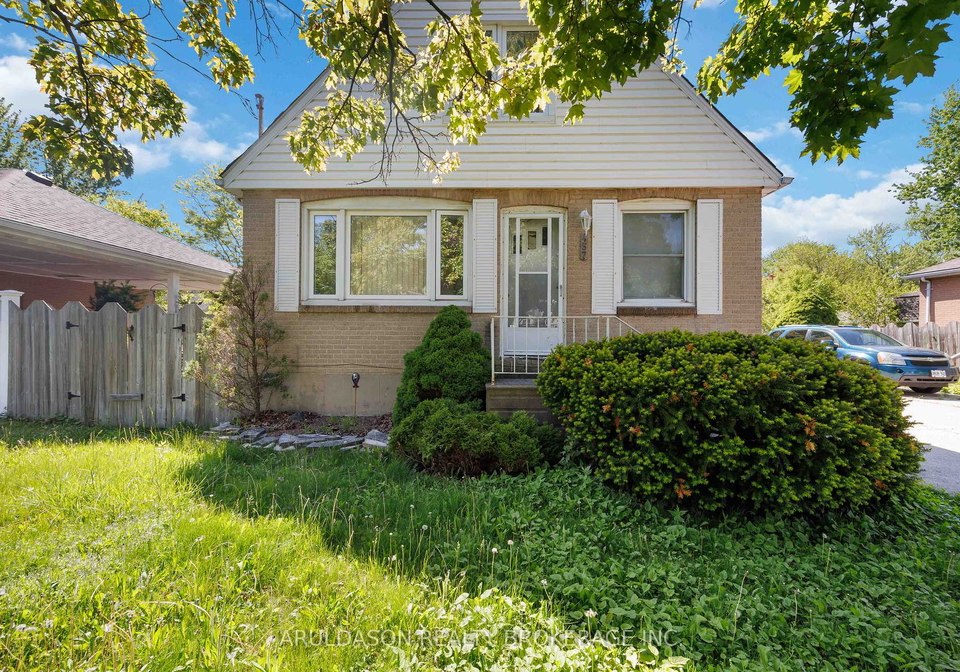 457-montcalm-avenue-sarnia-ontario-x13176806