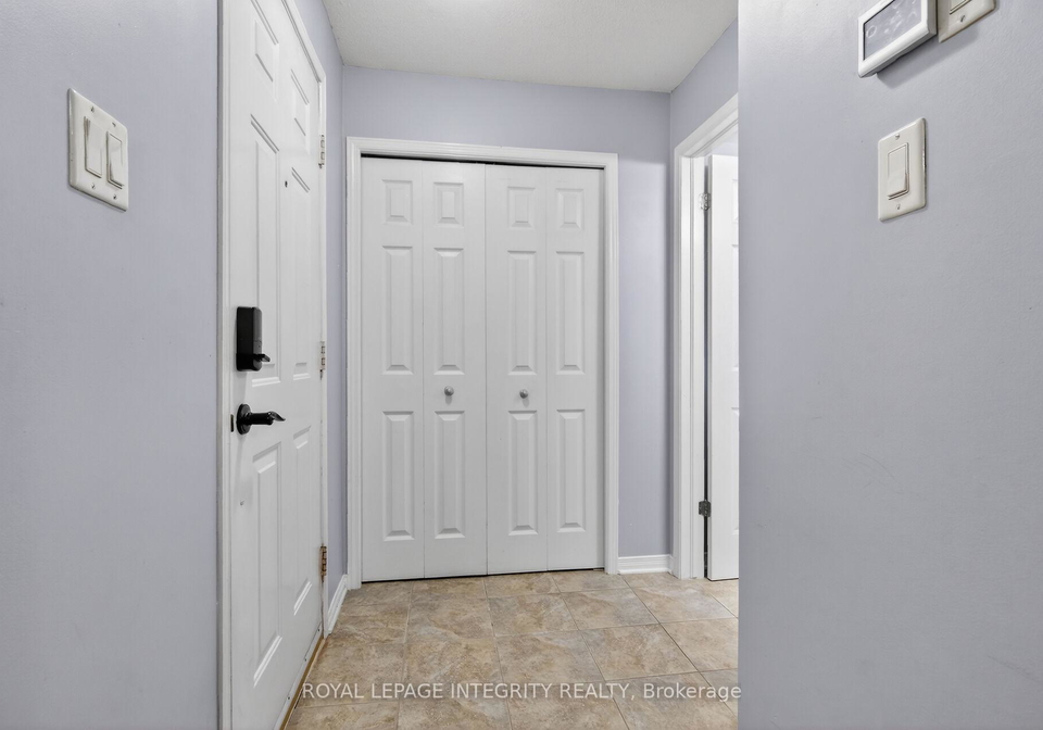 267-keltie-private-ottawa-ontario-x13176952