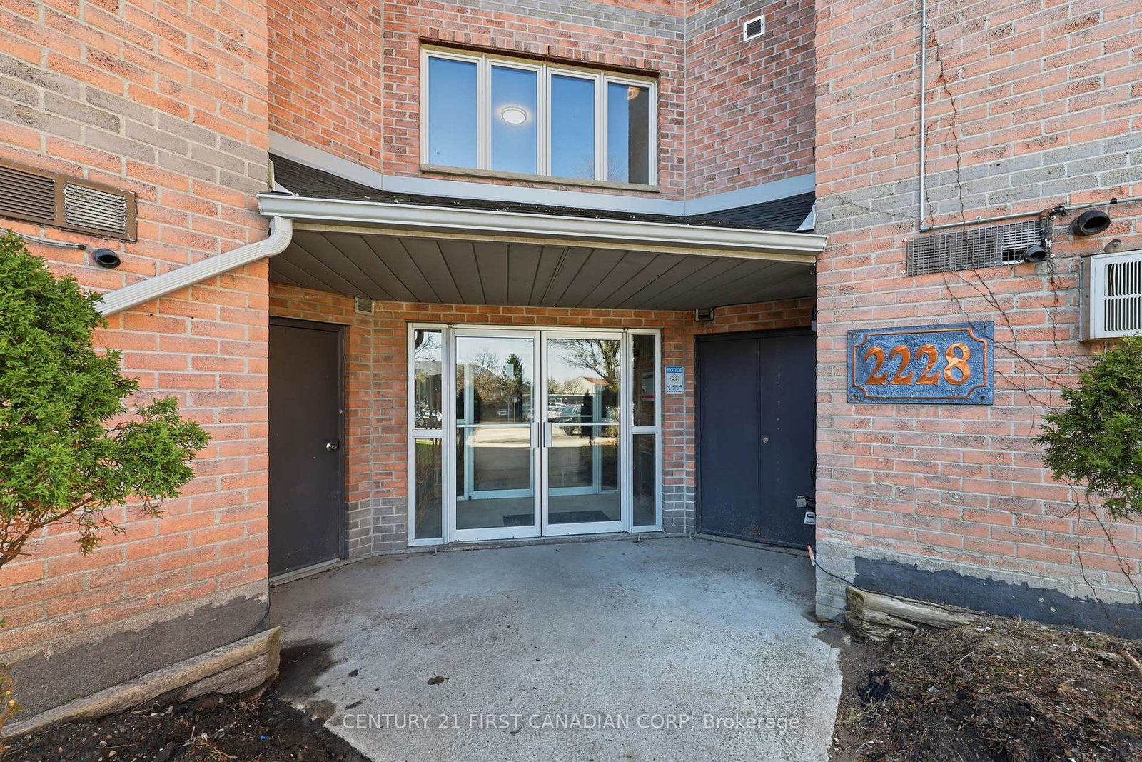 2228-trafalgar-street-london-east-ontario-x13177032