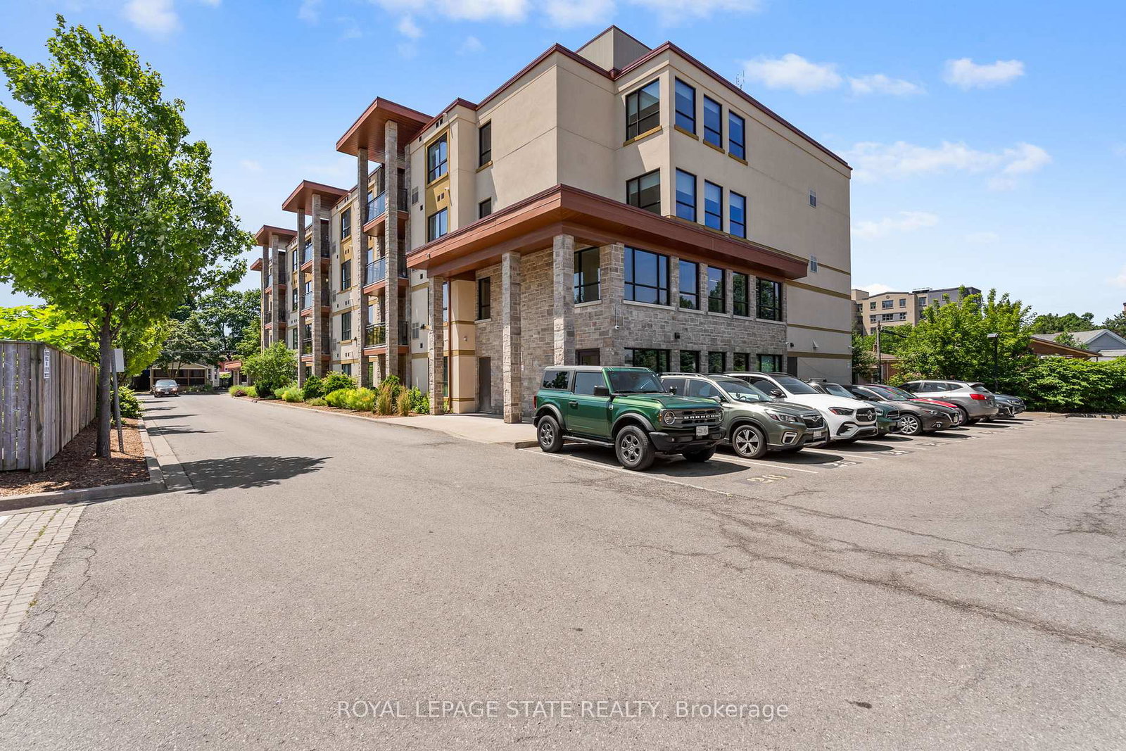 26-wellington-street-st-catharines-ontario-x13177202