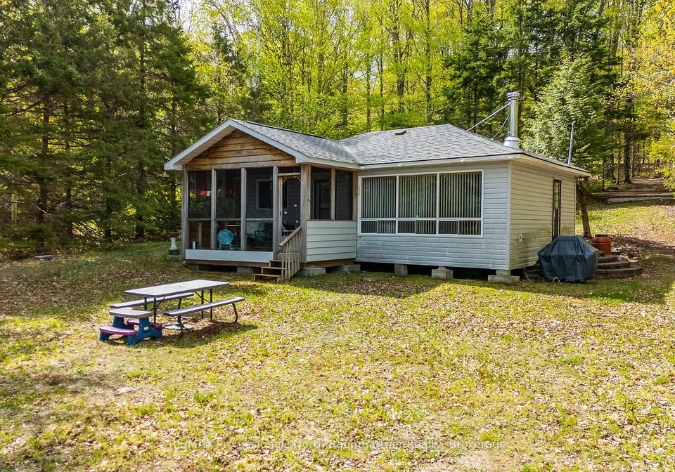 1066-buckskin-lake-road-highlands-east-ontario-x13177210