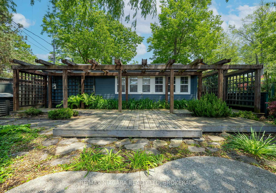 343-cambridge-road-w-fort-erie-ontario-x13177802