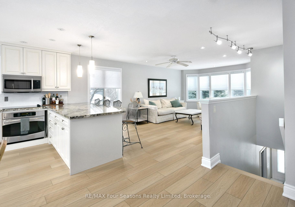 104-lauries-court-blue-mountains-ontario-x13178182