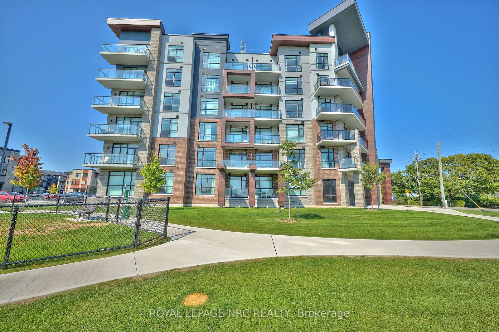 600-north-service-road-hamilton-ontario-x13180960