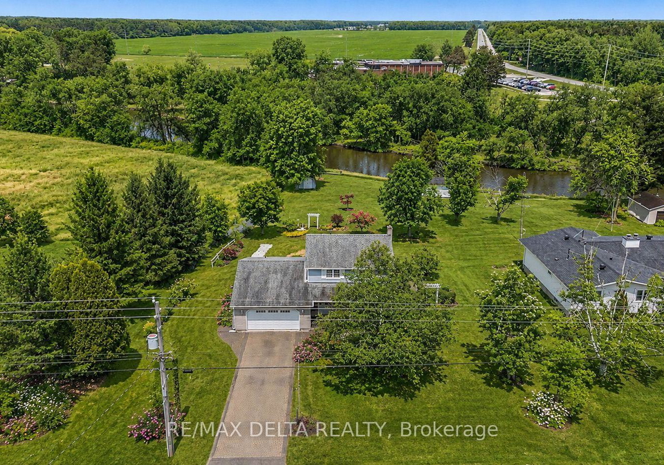 10532-main-street-north-dundas-ontario-x13181468
