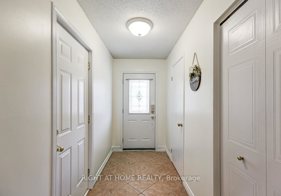 402-lausanne-crescent-waterloo-ontario-x13181580