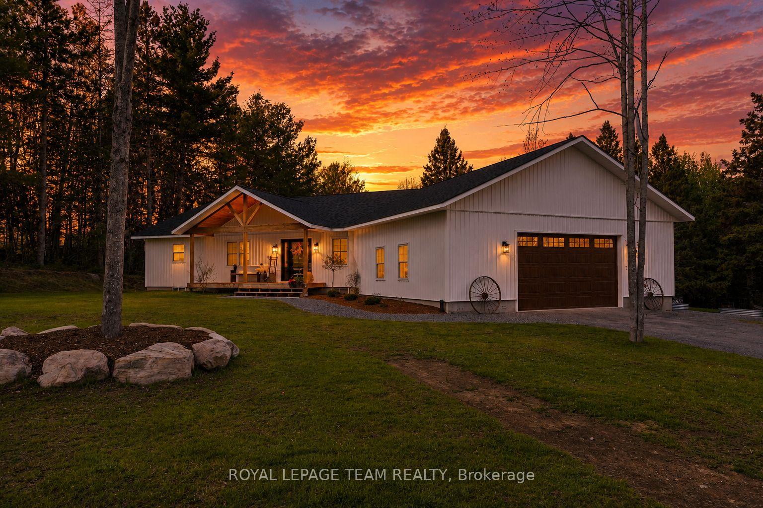 36-hillcrest-avenue-killaloe-hagarty-and-richards-killaloe-hagarty-and-richards-ontario-x13181588