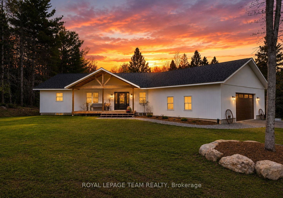 36-hillcrest-avenue-killaloe-hagarty-and-richards-killaloe-hagarty-and-richards-ontario-x13181588