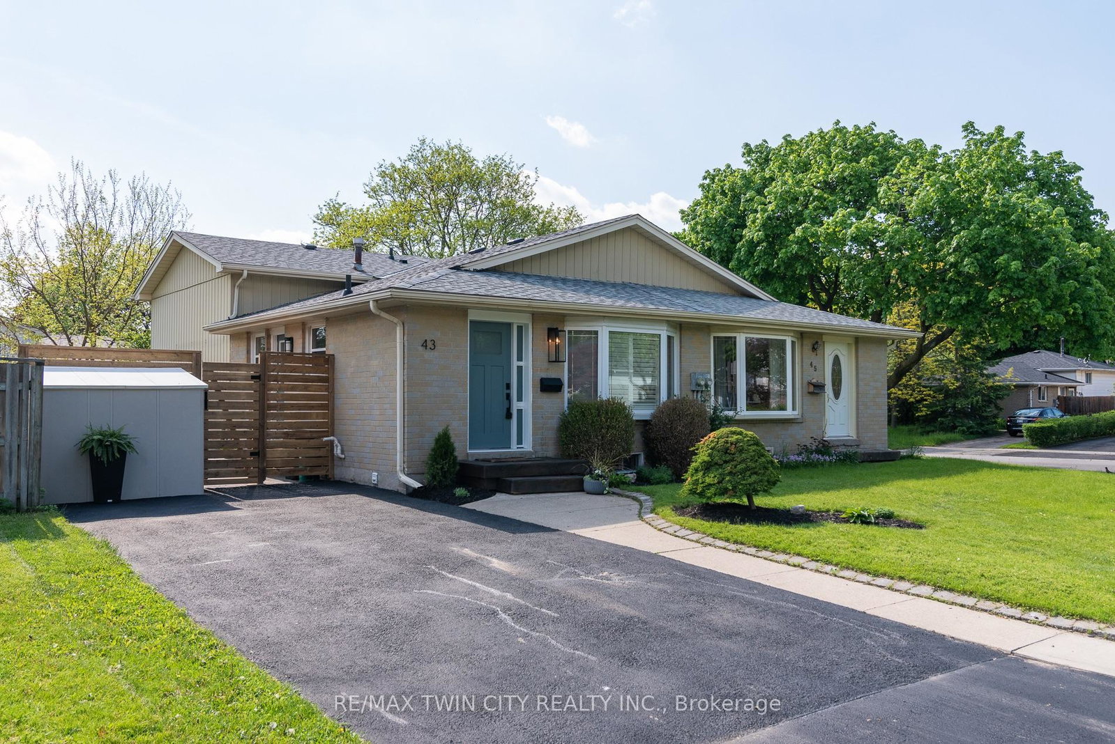 43-inverness-street-brantford-ontario-x13182014