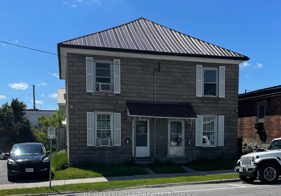 4-6-market-street-s-smiths-falls-ontario-x13182418