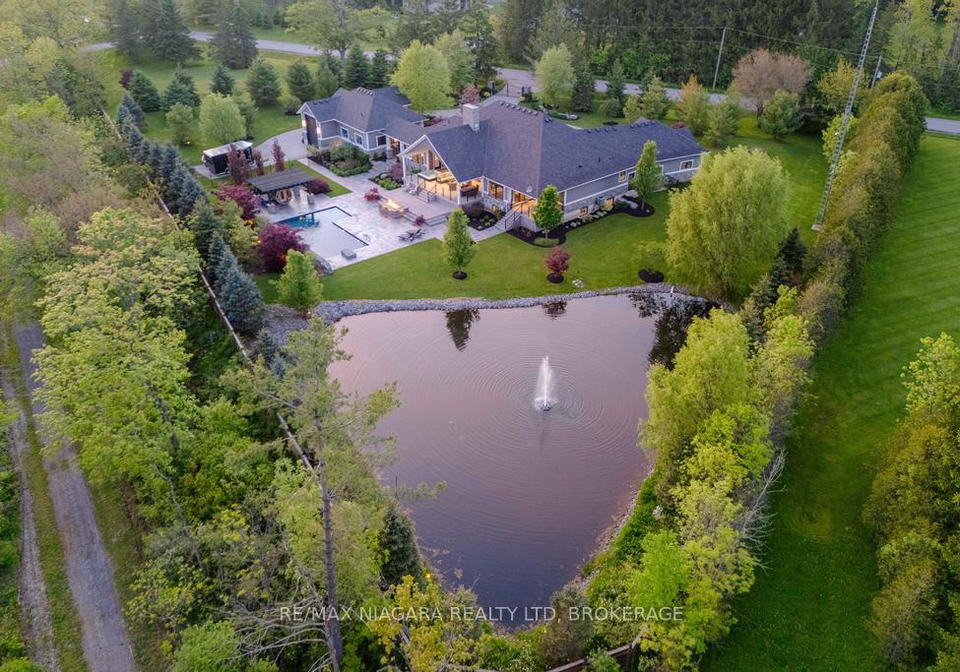 696-foss-road-pelham-ontario-x13182432