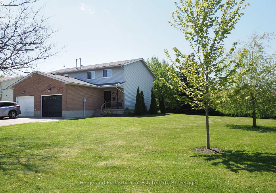 15-dales-drive-mapleton-ontario-x13182560