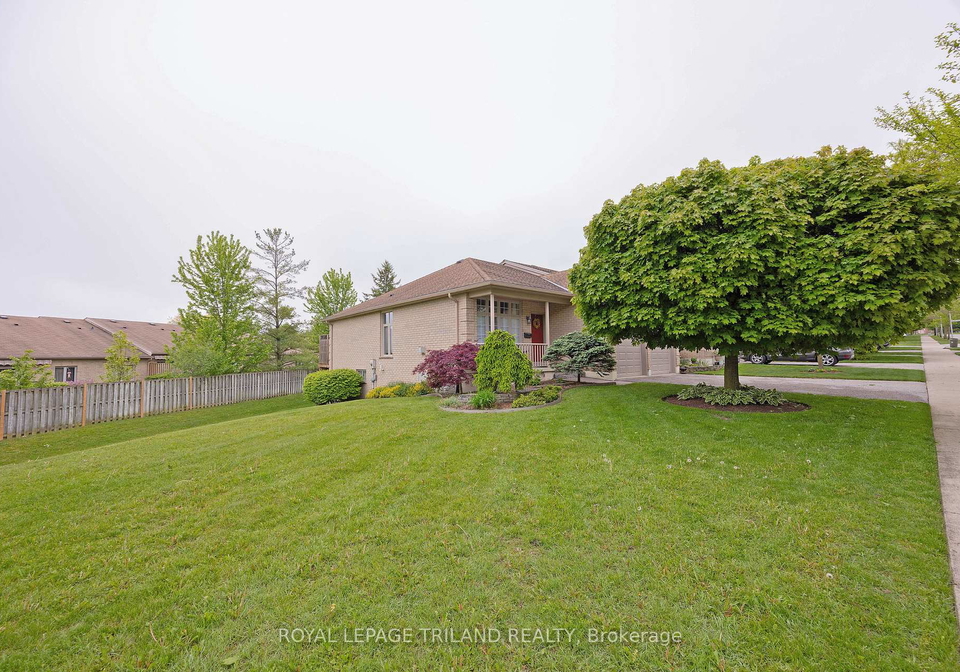 9-cadeau-terrace-london-south-ontario-x13182688