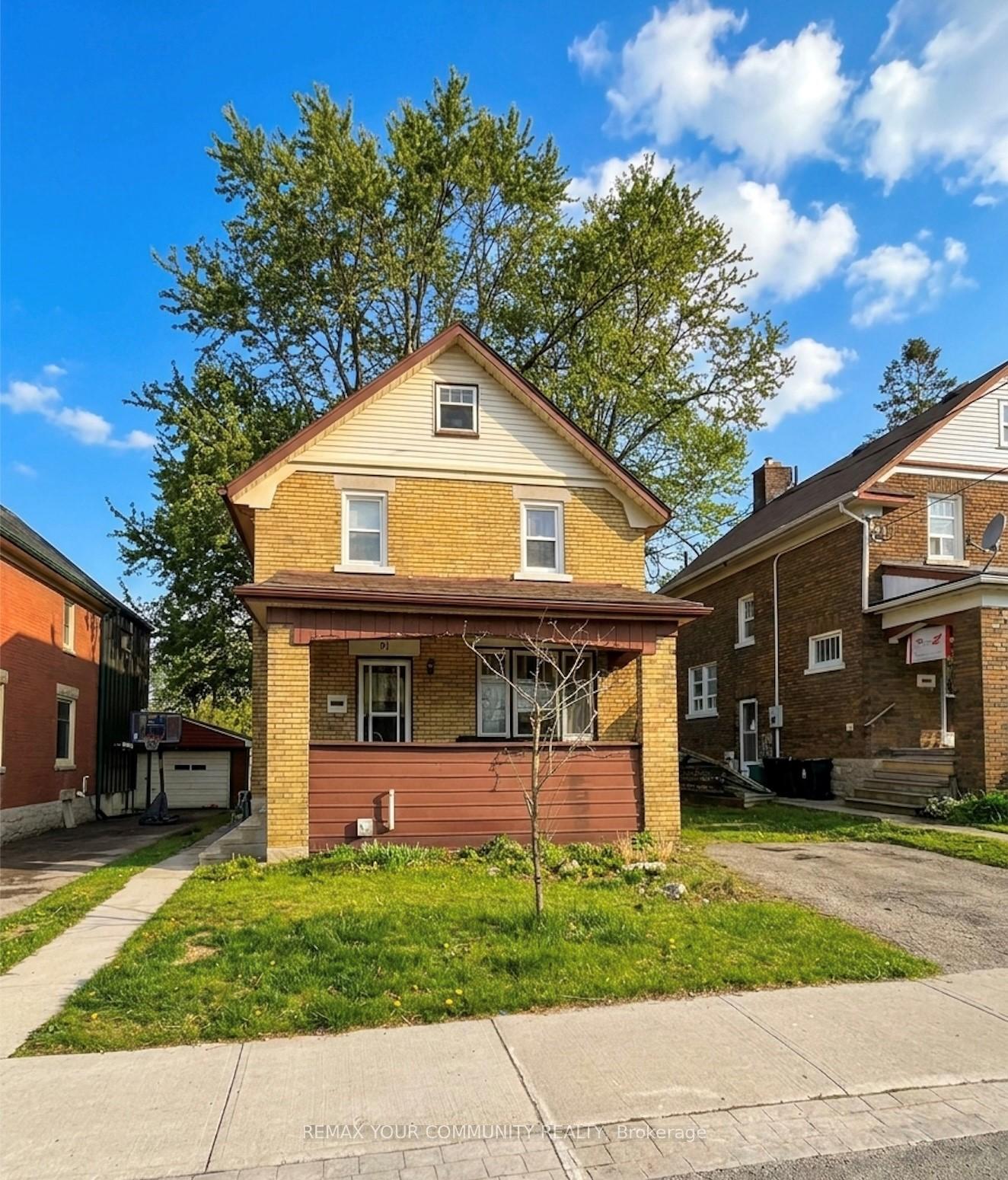 peppler-street-waterloo-ontario-x13183706