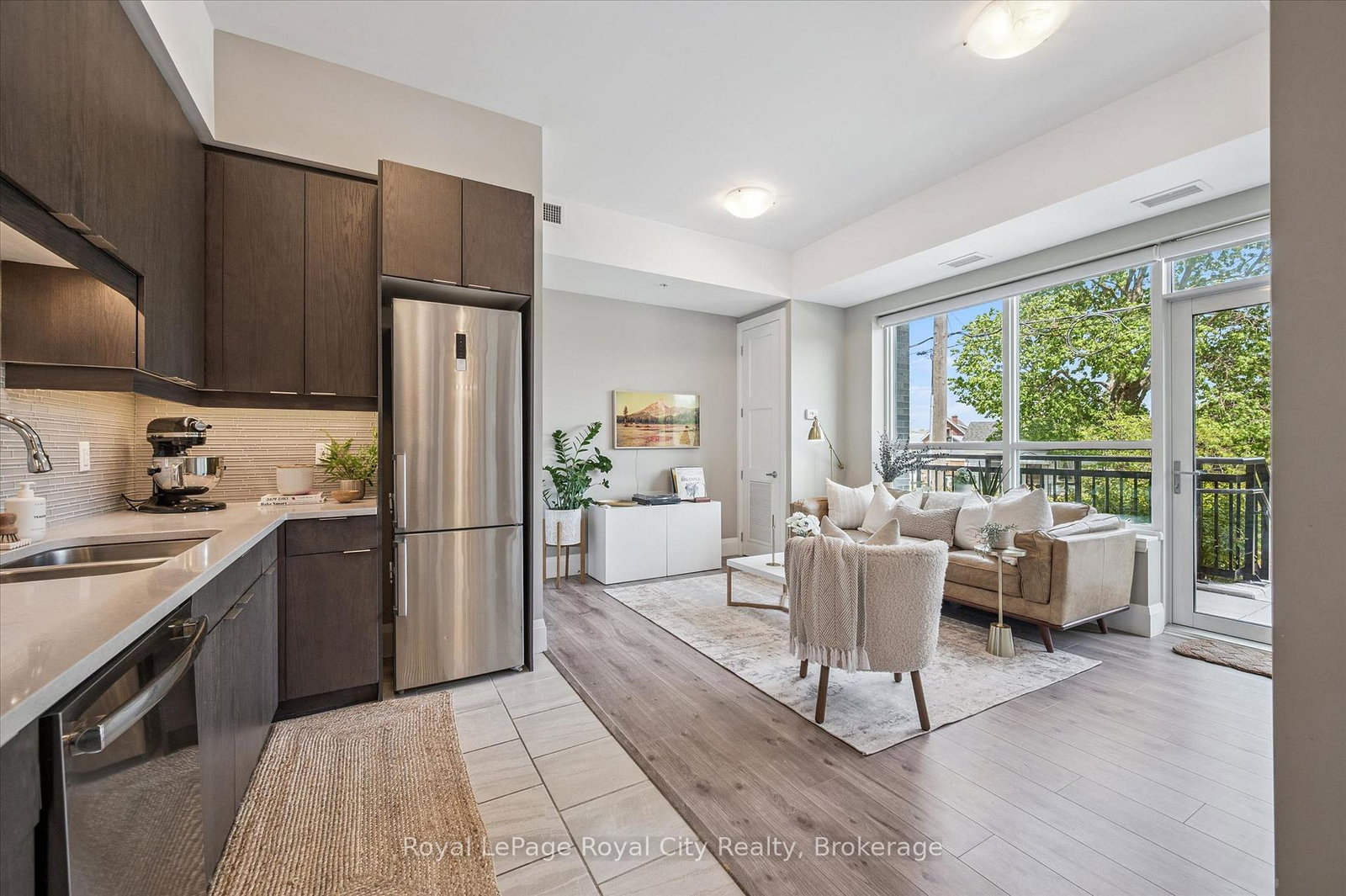 63-arthur-street-s-guelph-ontario-x13184356