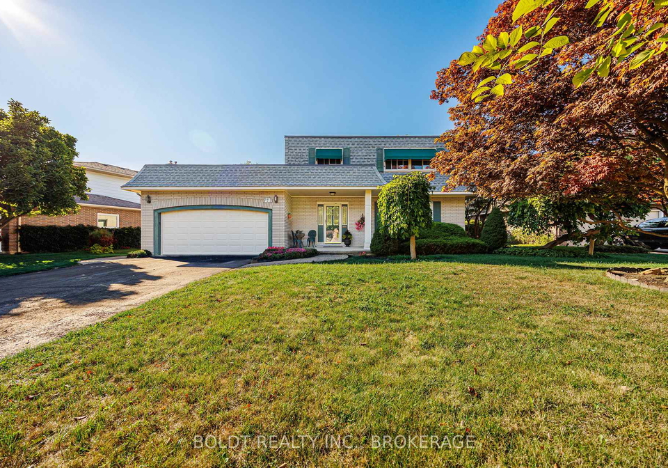7-mayholme-court-st-catharines-ontario-x13184532