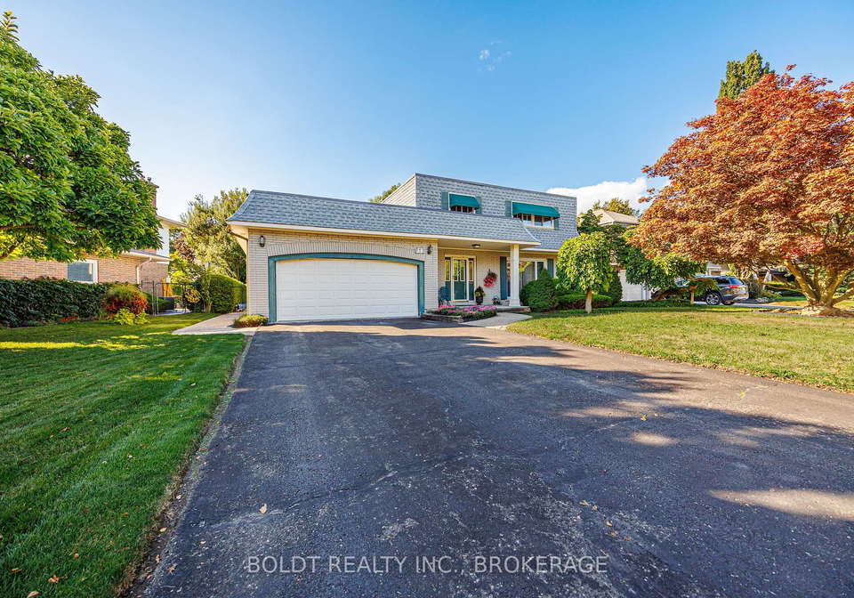 7-mayholme-court-st-catharines-ontario-x13184532