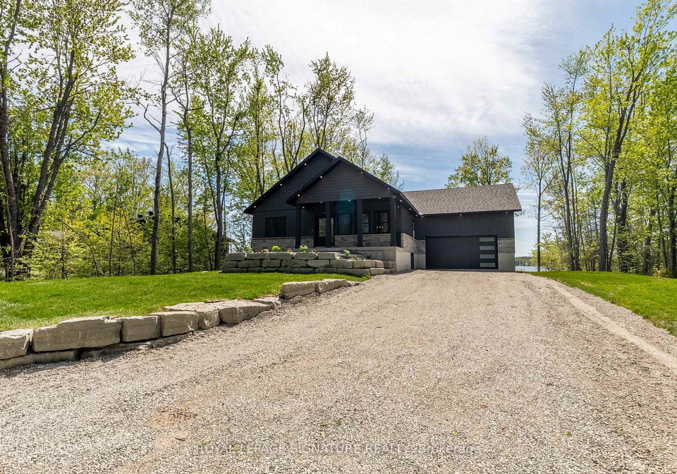 35-young-street-kawartha-lakes-ontario-x13184920