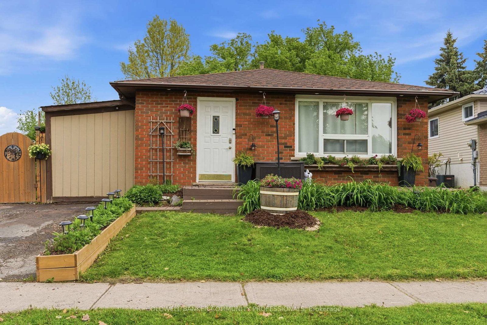 115-gordon-drummond-avenue-hamilton-ontario-x13185256