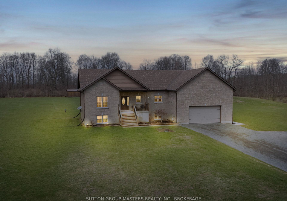 11-dawson-drive-gananoque-ontario-x13185864