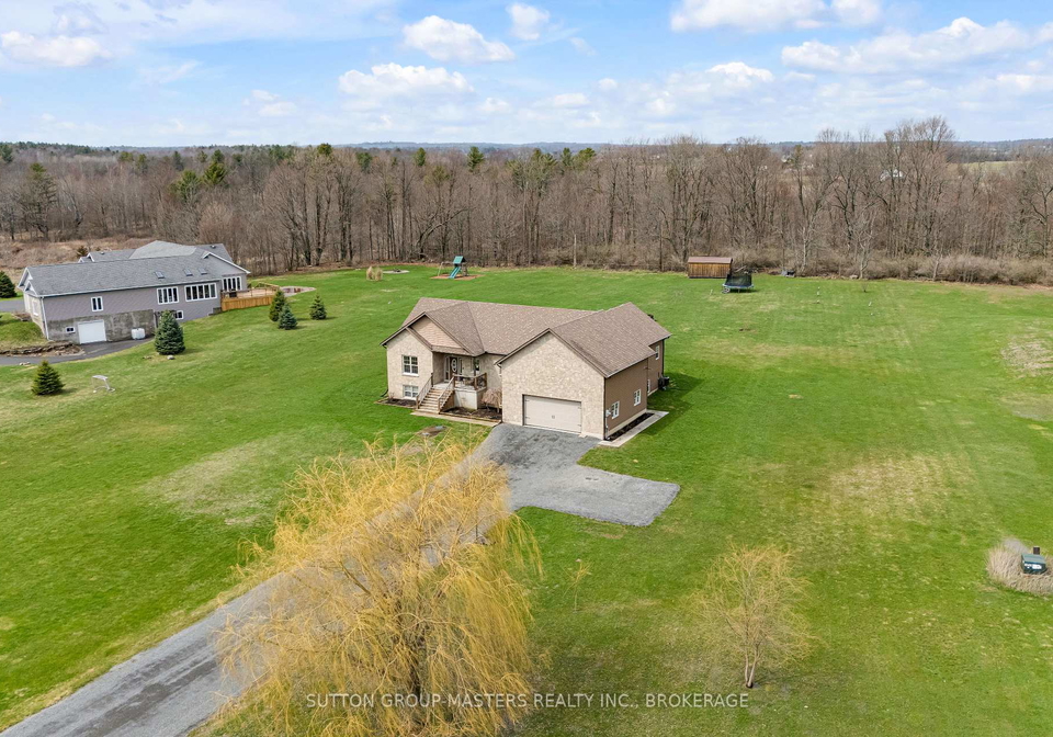 11-dawson-drive-gananoque-ontario-x13185864