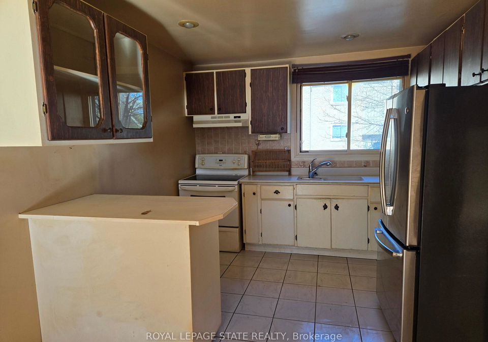 95-fonthill-road-hamilton-ontario-x13186016