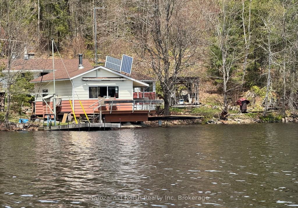 boat-access-on-tyson-lake-killarney-ontario-x13186052