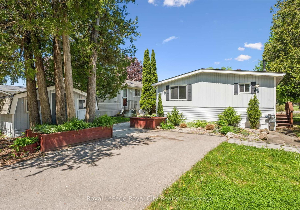 9-bush-lane-puslinch-ontario-x13186132
