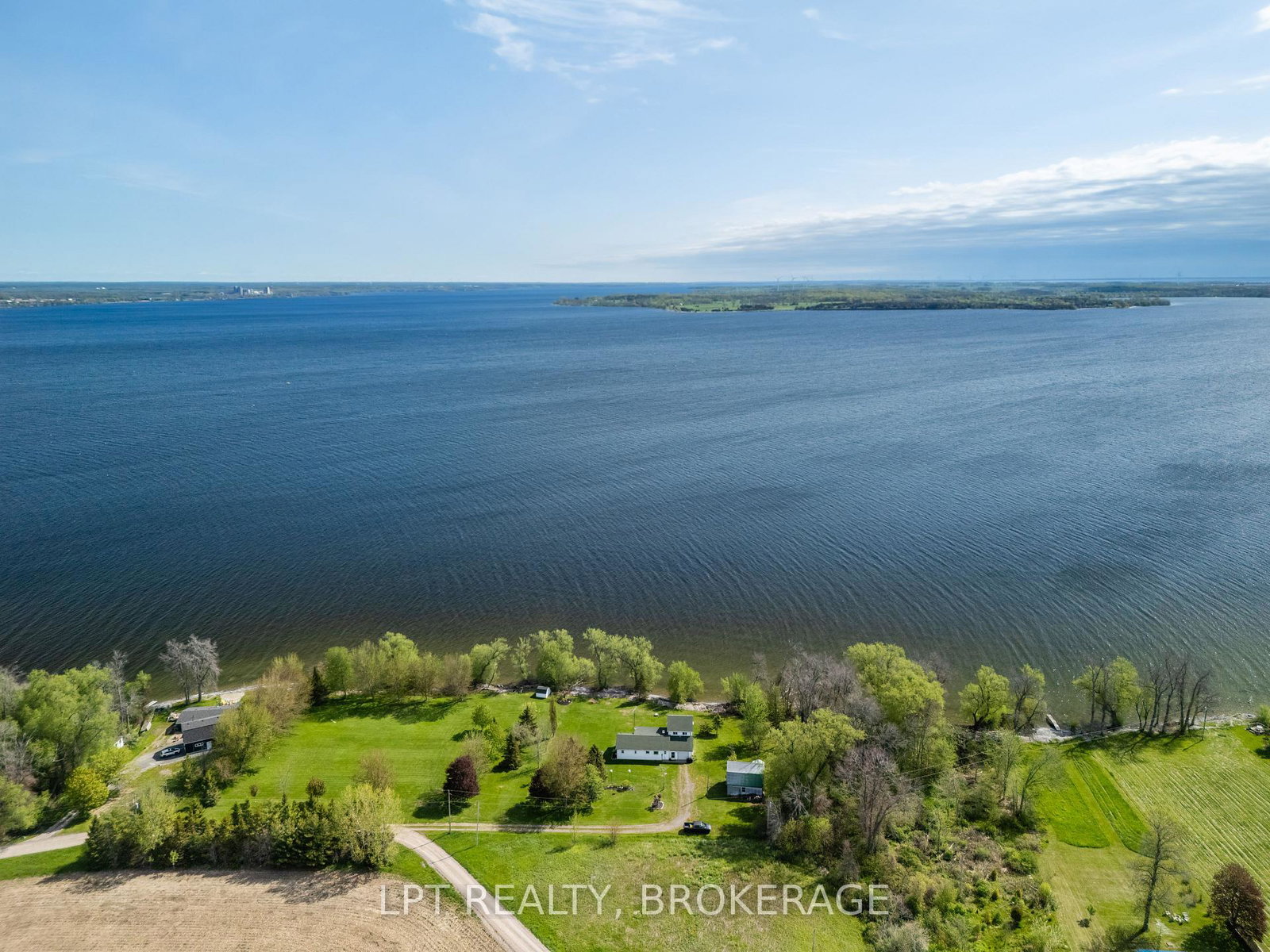 0-159-point-pleasant-lane-prince-edward-county-ontario-x13186184
