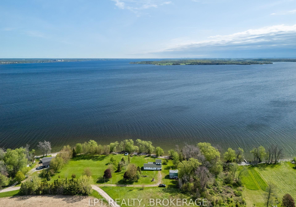 0-159-point-pleasant-lane-prince-edward-county-ontario-x13186184