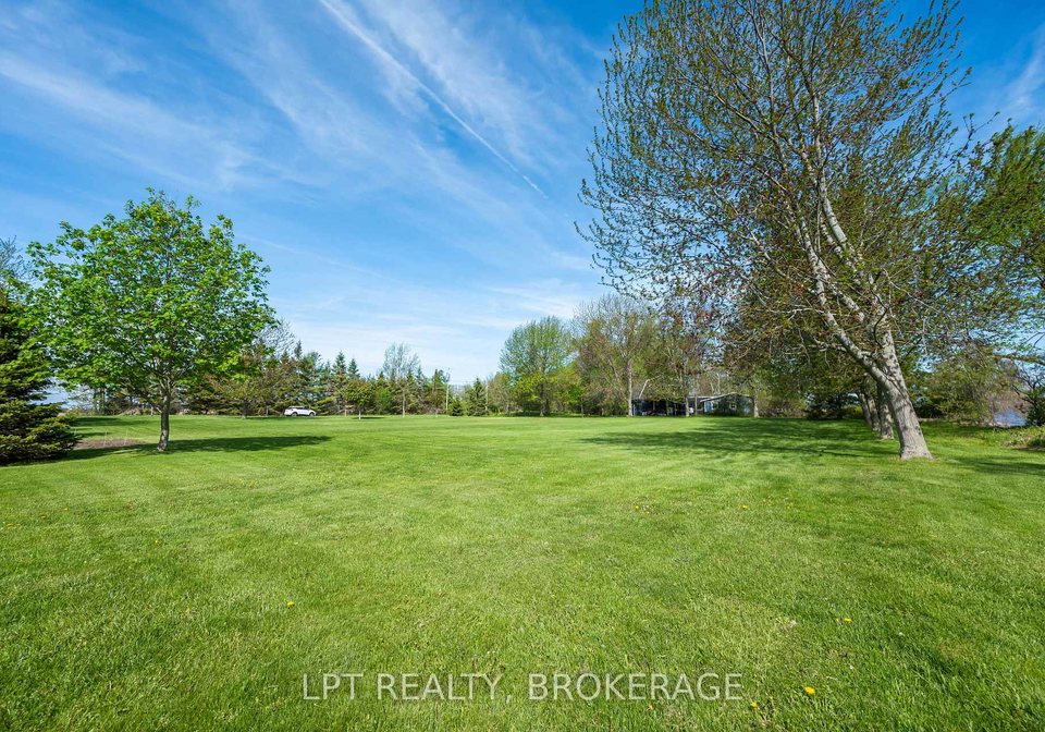 0-159-point-pleasant-lane-prince-edward-county-ontario-x13186184