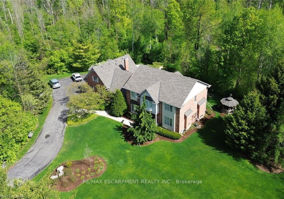 712-robson-road-hamilton-ontario-x13187488